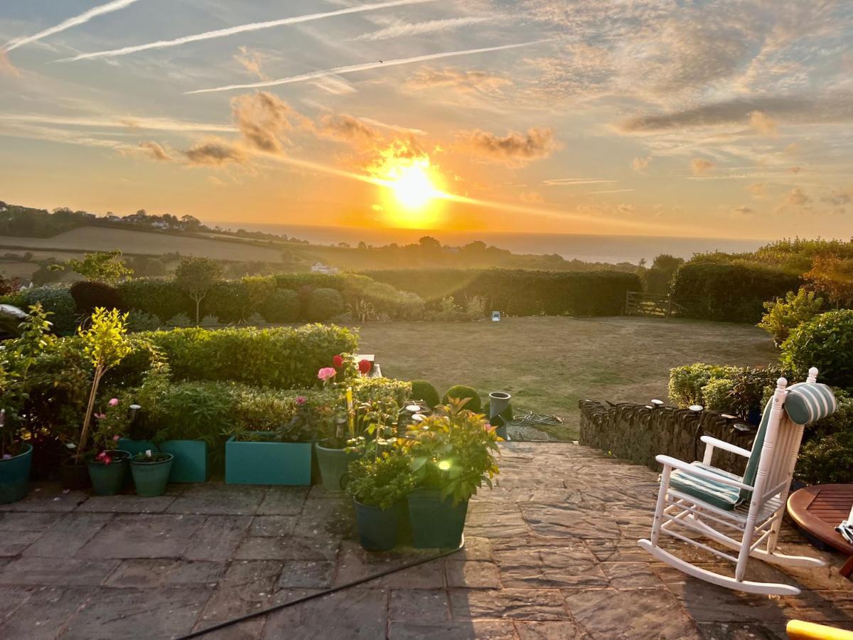 Halekulani Devon Homestay Torquay Esterno foto