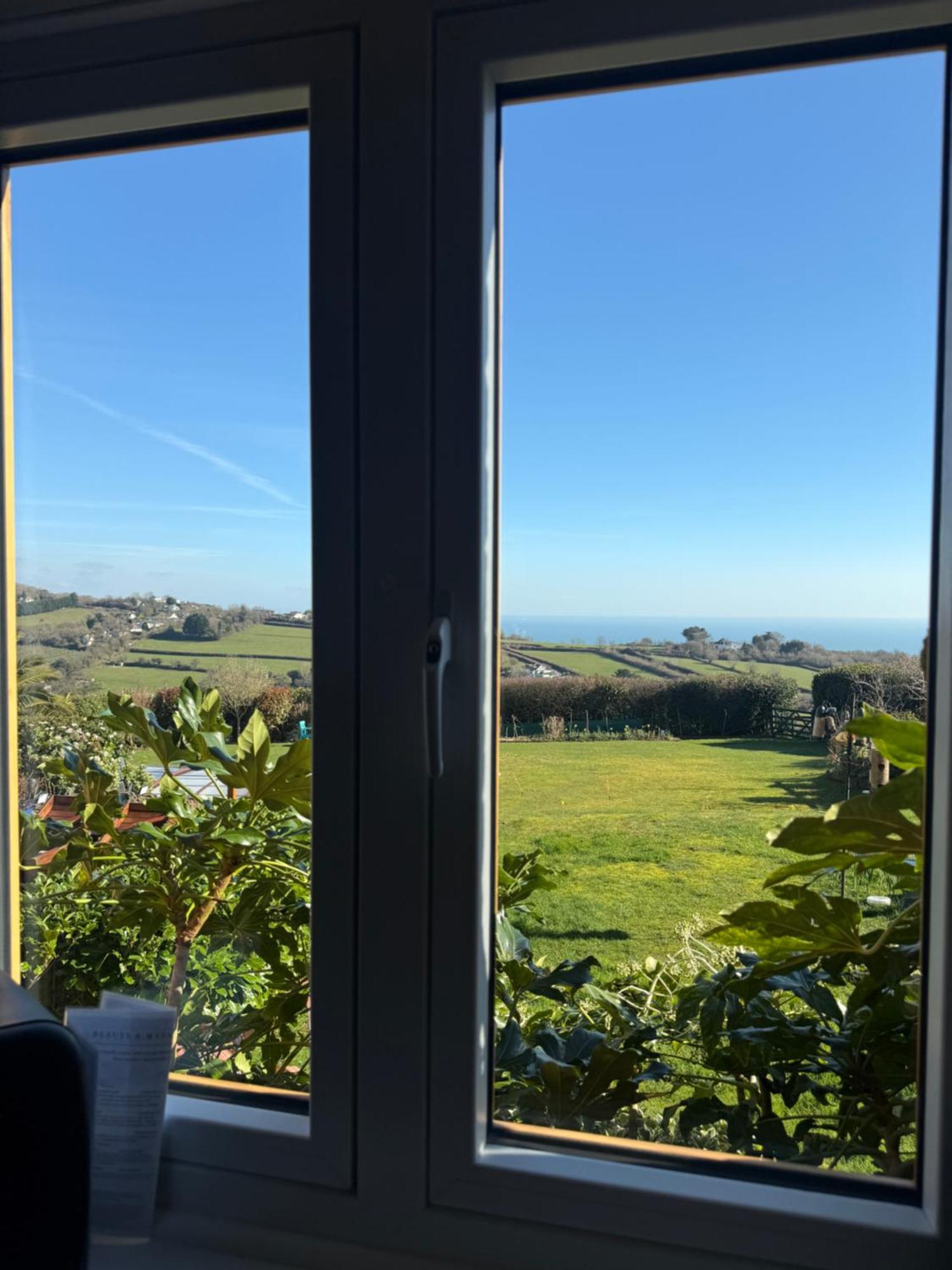 Halekulani Devon Homestay Torquay Esterno foto